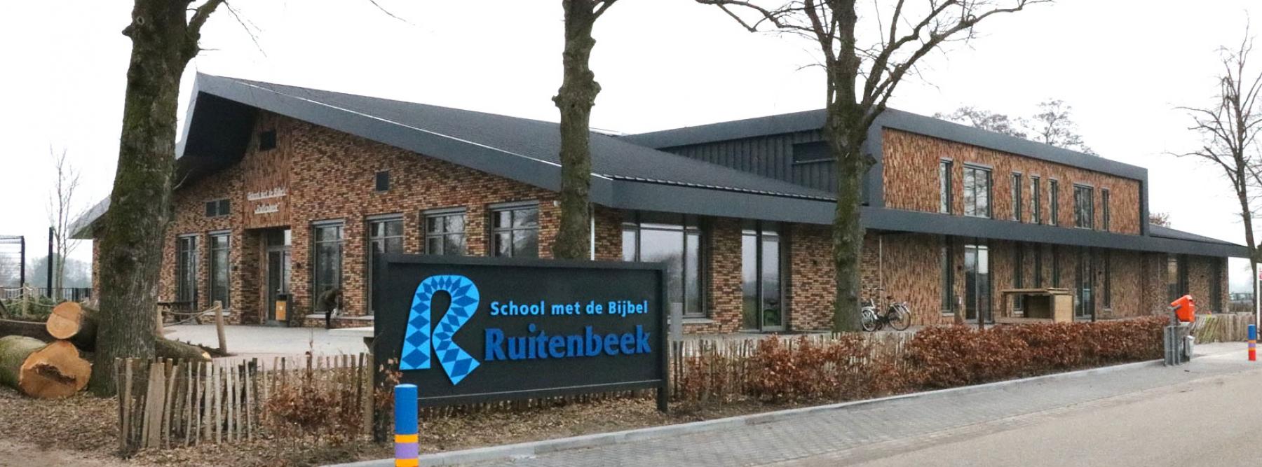 banner Buiteninrichting Ruitenbeekschool Lunteren